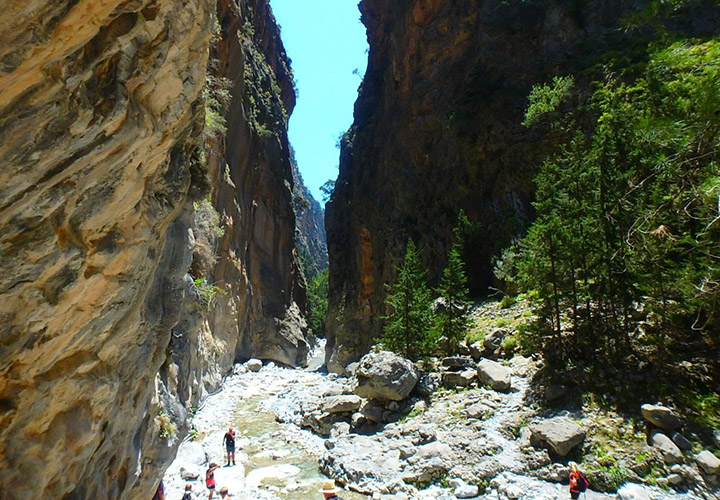 Randonnée dans les gorges de Samaria en Crète